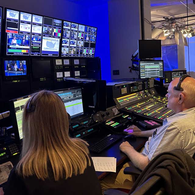 A photo of the VOA Russian staff.