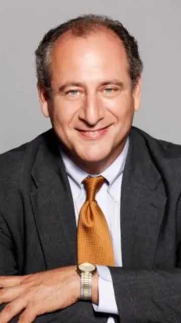 Portrait of David Phillips.