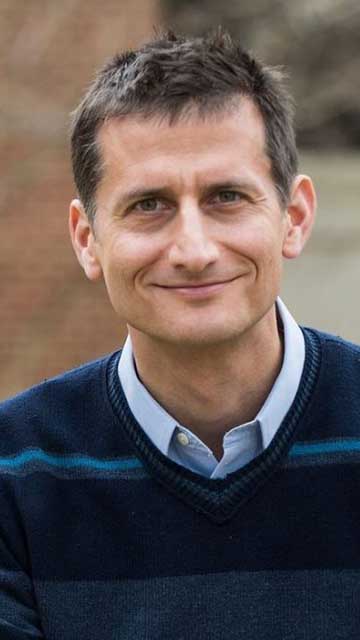 Portrait of Eric McGlinchey.