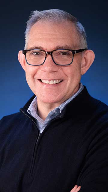 Portrait of Luke Zahner.